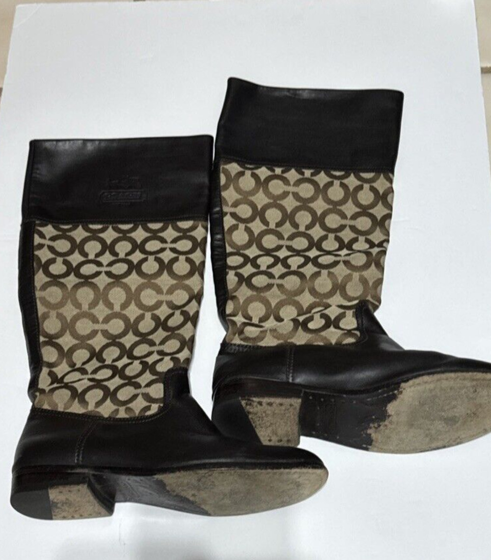 Coach Chrissi Pull Tall Knee high Flat BOOTS Khaki Brown Shoes CC Logo Size 8